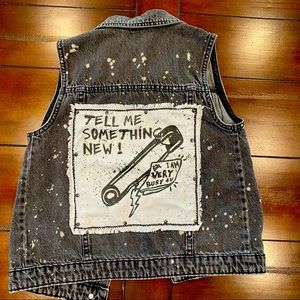 Zara girls Moto denim vest. Very stylish. Size 9/10.